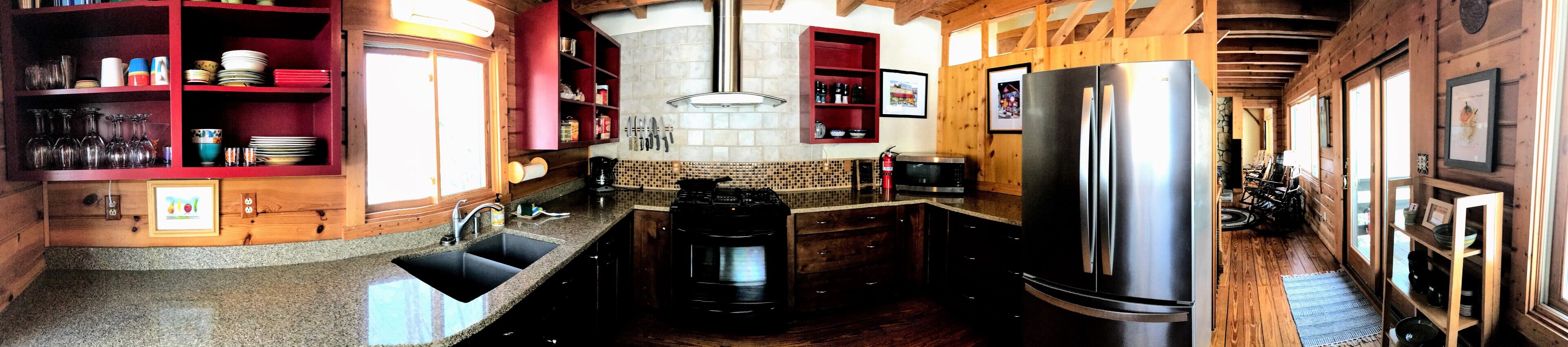 Brush Mtn Wilderness Lodge adjoining Jefferson Nat'l Forest 6.5 mi. to VT Campus