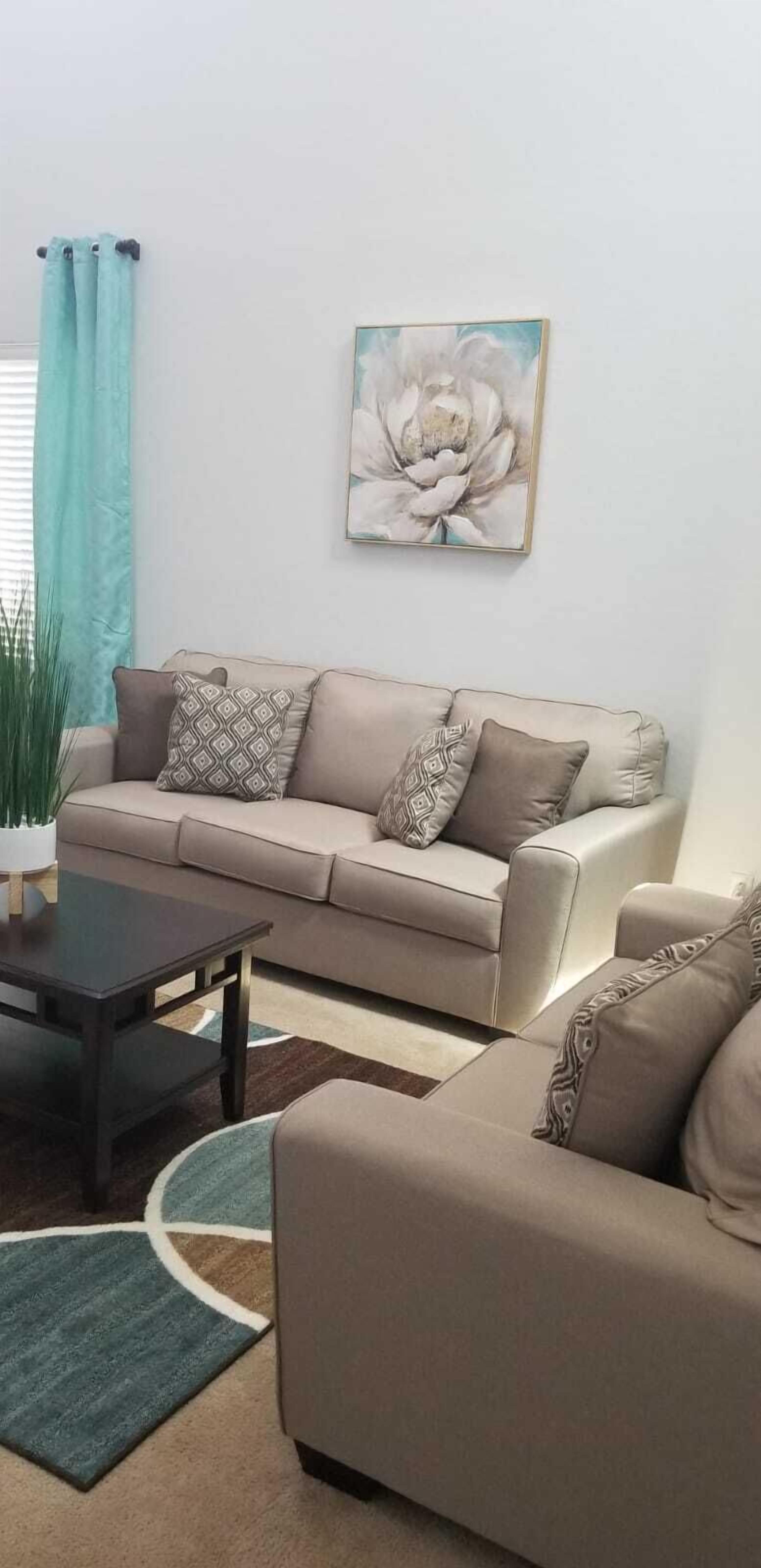 Beautiful Home, Stores nearby, Downtown phoenix within 20 mins