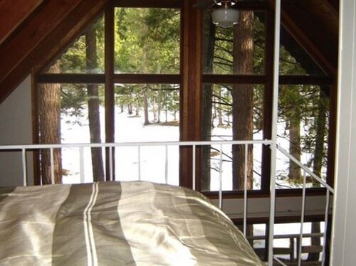 Holidays 6 Miles to Yosemite Entrance 14 Acre Private Retreat Wildlife Sanctuary