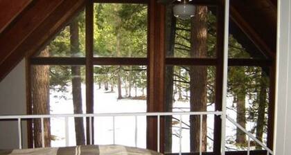 Holidays 6 Miles to Yosemite Entrance 14 Acre Private Retreat Wildlife Sanctuary