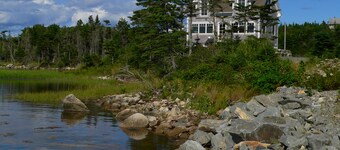Beautiful post & beam oceanfront cottage on it's own private peninsula paradise