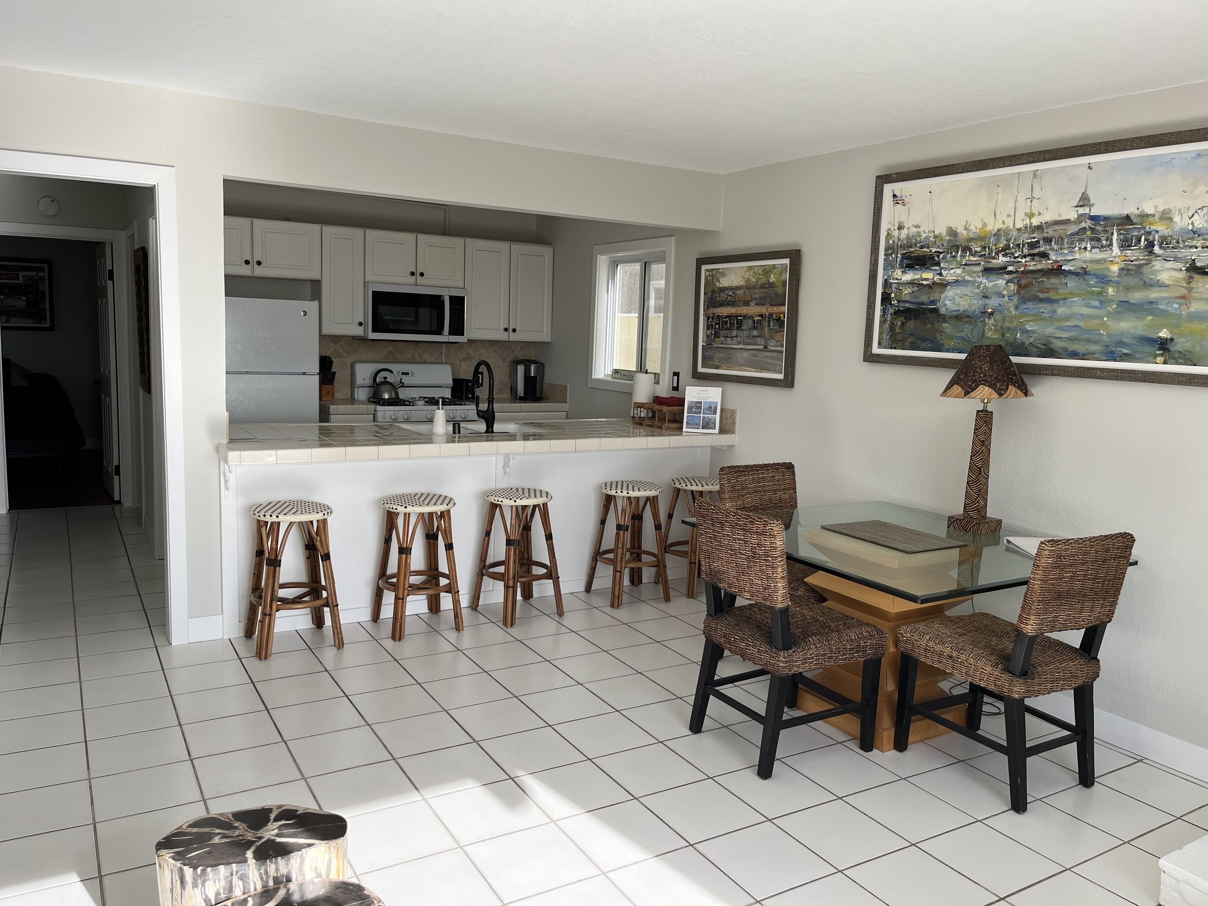  Panoramic Ocean View! Oceanfront Duplex, Awesome Location- Lower Unit