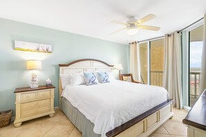 4 bedrooms, iron/ironing board, Internet, bed sheets