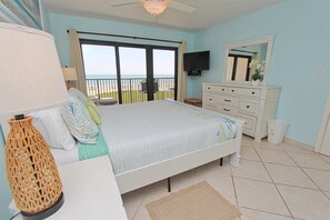 2 bedrooms, iron/ironing board, travel cot, free WiFi