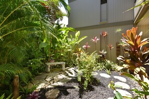 Property grounds - Luxury at its Best with Big Ocean Views!!  (Wailea)