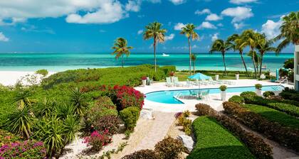 #4203 OCEANFRONT, Coral Gardens -Grace Bay Beach