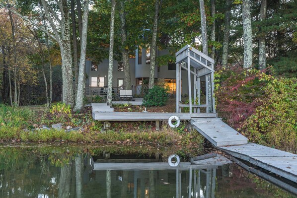 Property grounds - Lakefront Estate - Private Dock, Guest House & Room for 14 (Copake)