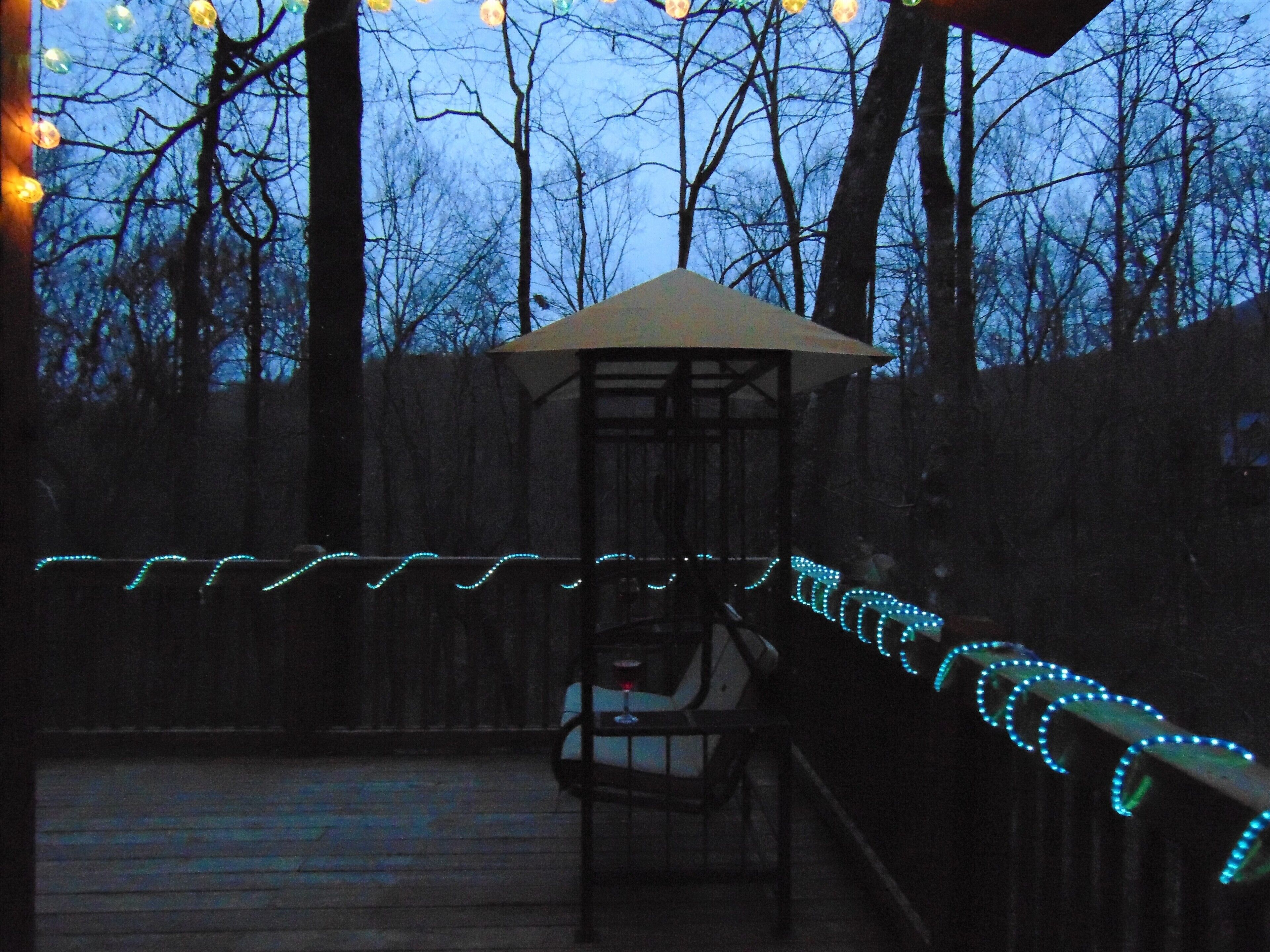 NOVEMBER SPECIAL  HOT TUBS, FIREPITS, DECKS, POOLTABLE, WIFI, 4 TV's, DOGS OK