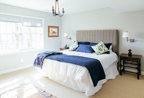 3 habitaciones, tabla de planchar con plancha, cuna de viaje y wifi 