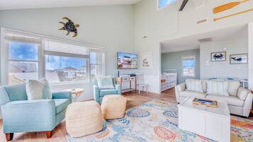 Télévision, lecteur de DVD, vidéothèque