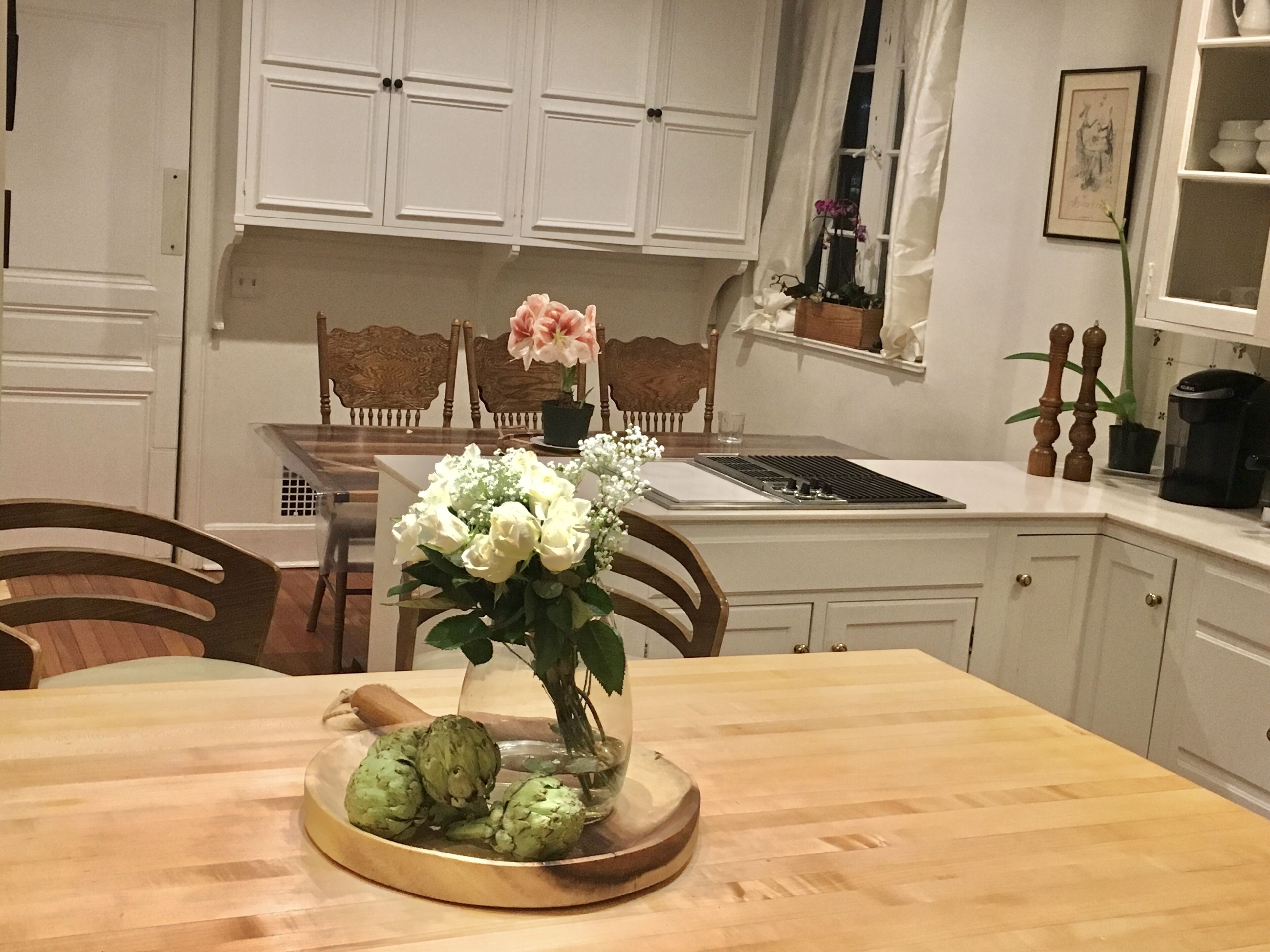 Historic Residence With Separate Carriage House.<br>No Party Allowed!