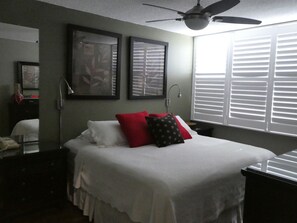 1 bedroom, in-room safe, desk, iron/ironing board