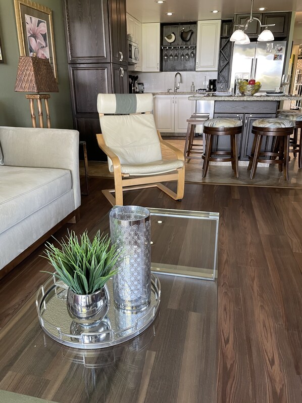 TV, DVD player, table tennis, books