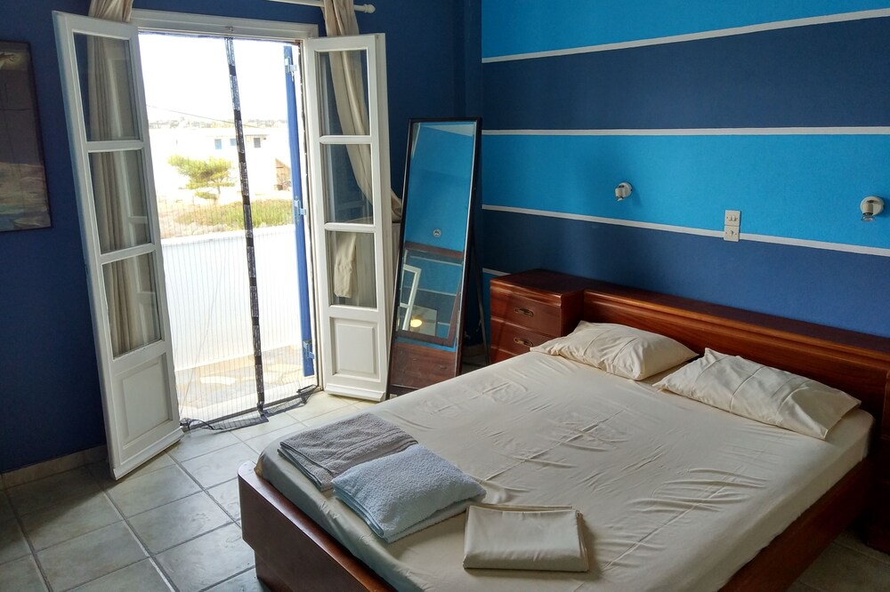 Beautiful & comfortable apartment – Paros Island