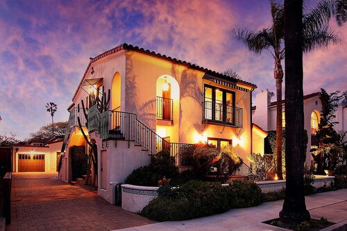 West Beach Villa 5 - Spanish style in heart of everything, beach, harbor, Funk Zone
