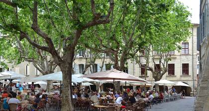 Ihana 17th Century rivitalo Historic Centre of Uzes
