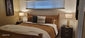 3 chambres, fer et planche à repasser, Wi-Fi gratuit, draps fournis