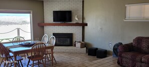 Dining - OCEANFRONT SINGLE LEVEL HOME- Sleeps 12- Active Discounts -Sorry No Pets Allowed (Oceano)