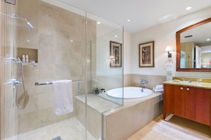 Combined shower/bathtub, hair dryer, towels, soap