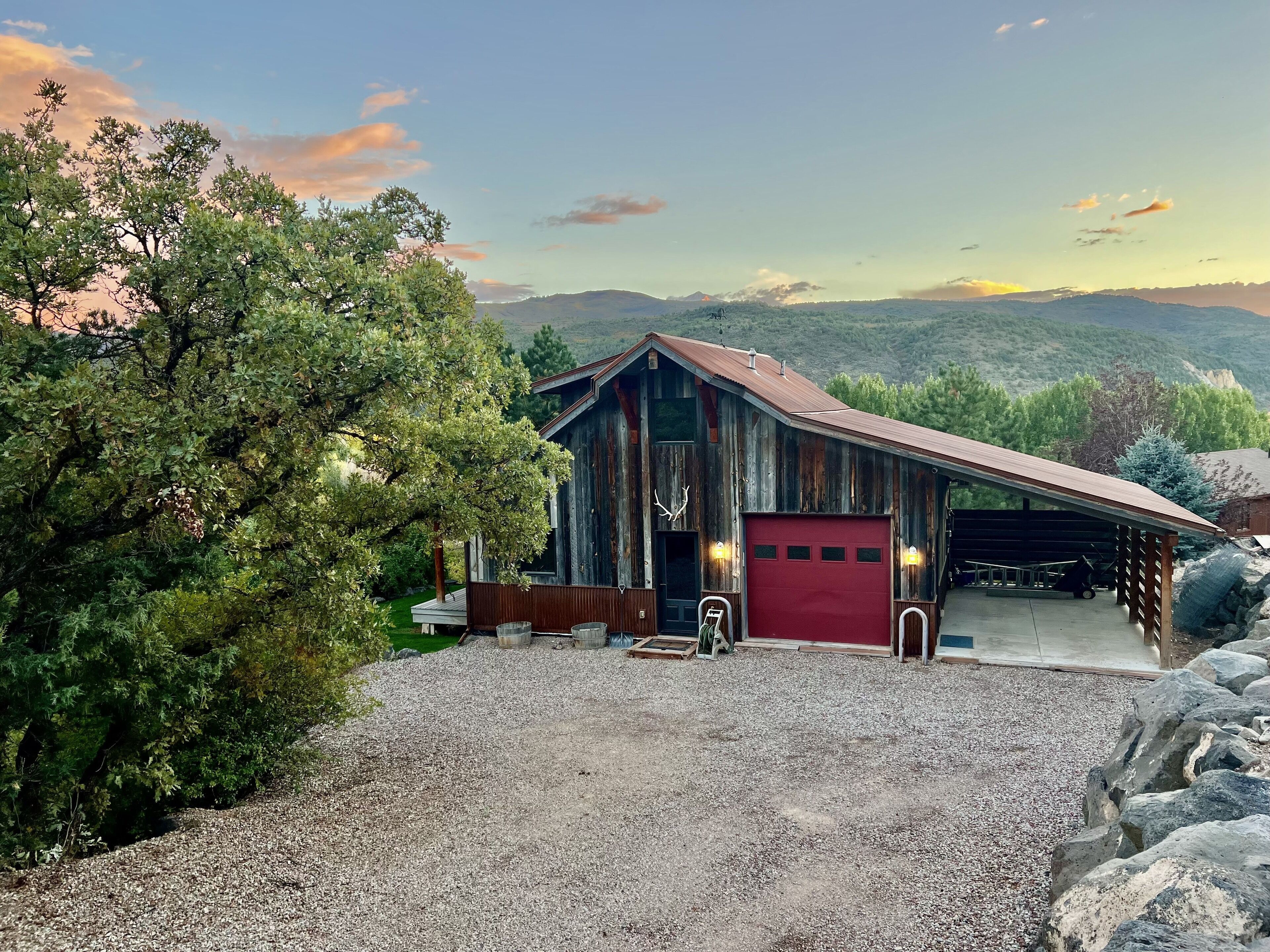 THE CARRIAGE HOUSE- A Guggenheim Family Vacation Rental