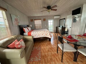 1 bedroom, iron/ironing board, free WiFi, bed sheets -  Starfish Beach Cottage (exuma)