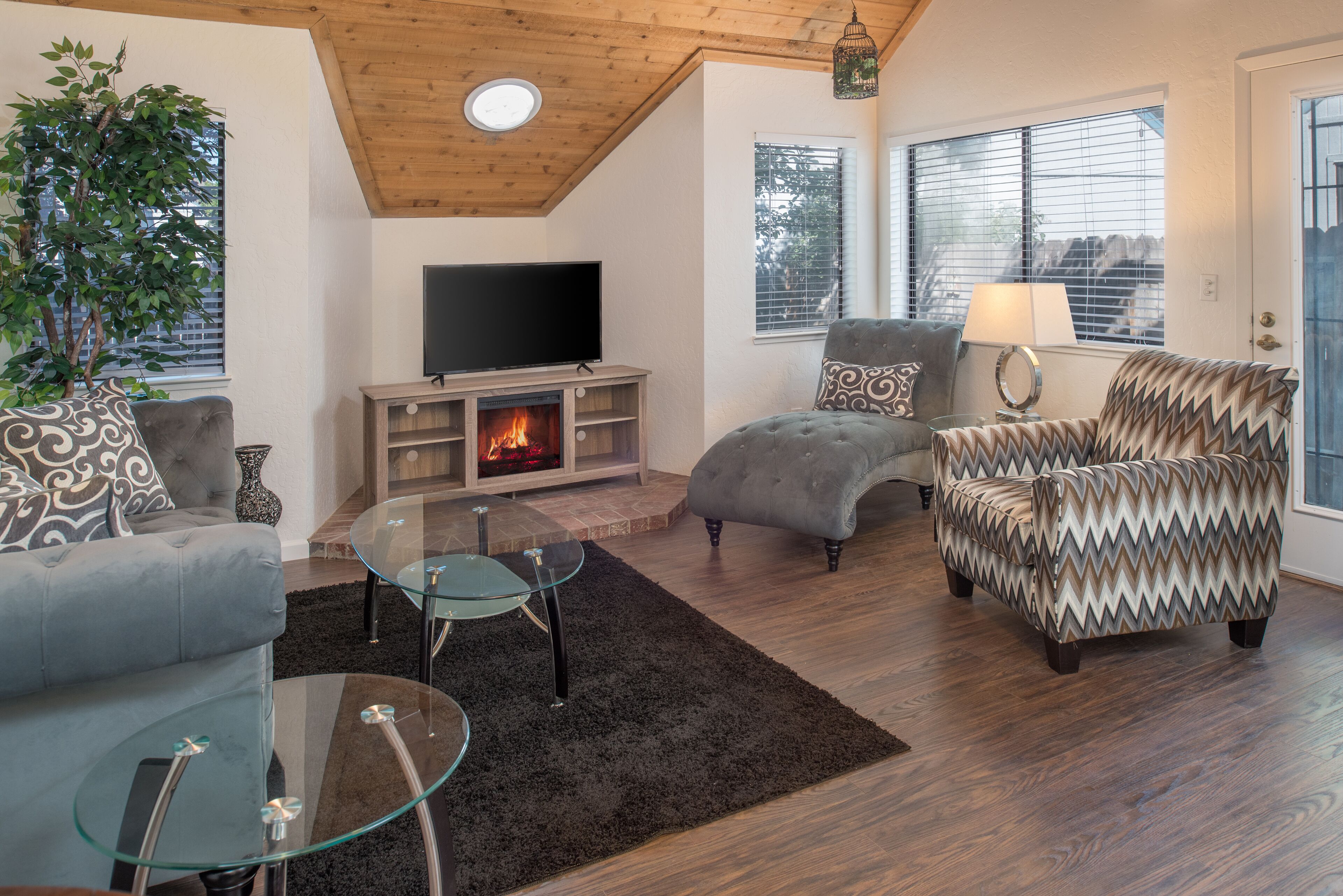 Perfect for TRAVEL NURSES and TESLA work  2 bed, single Garage