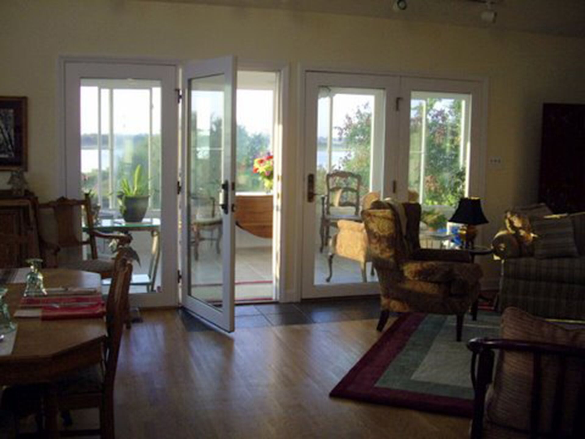 On the waterway, free kayaking!<br>he