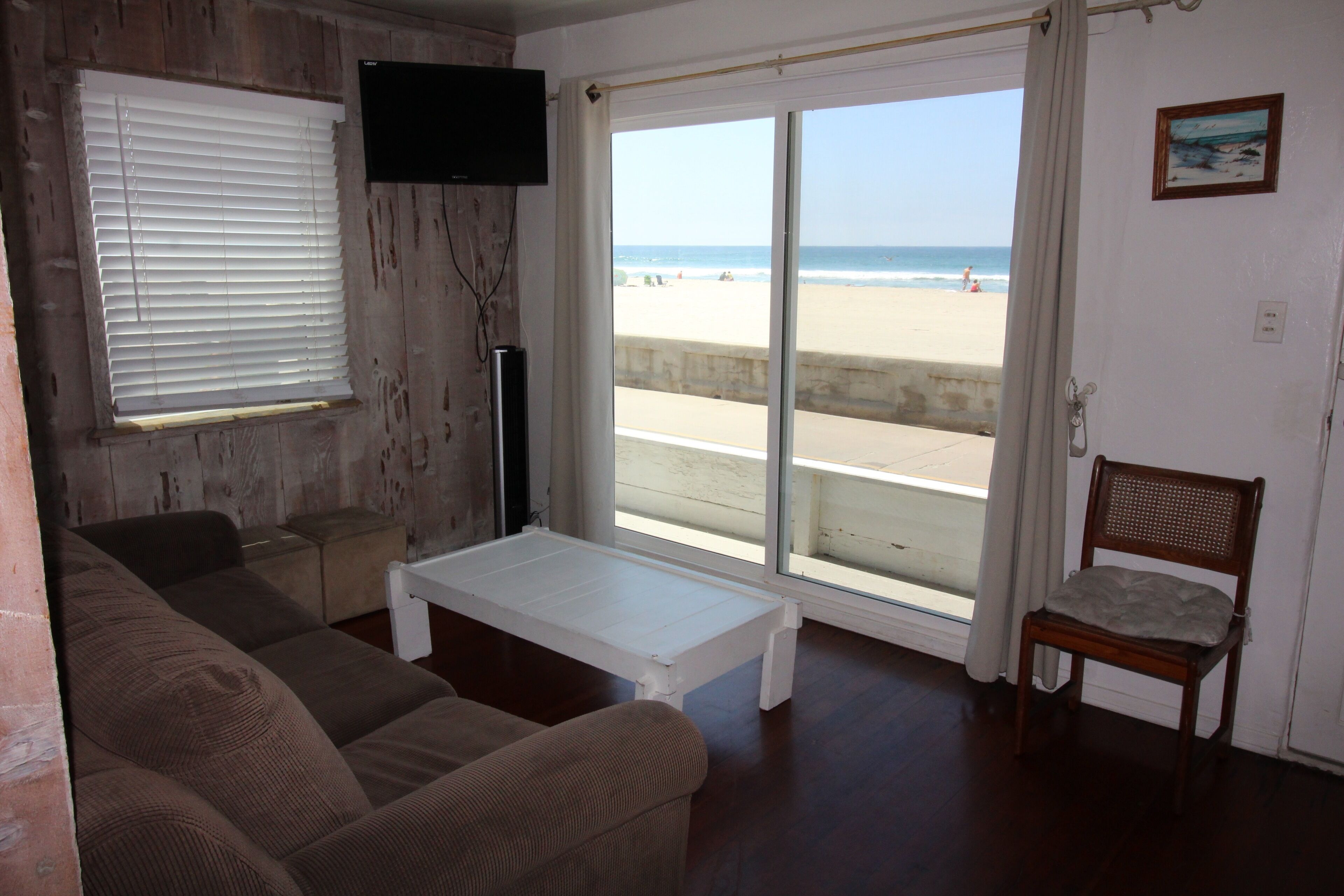 Cozy Ocean Front\/View Beach Cottages- 4 cottages rented together- Sleeps 16-20