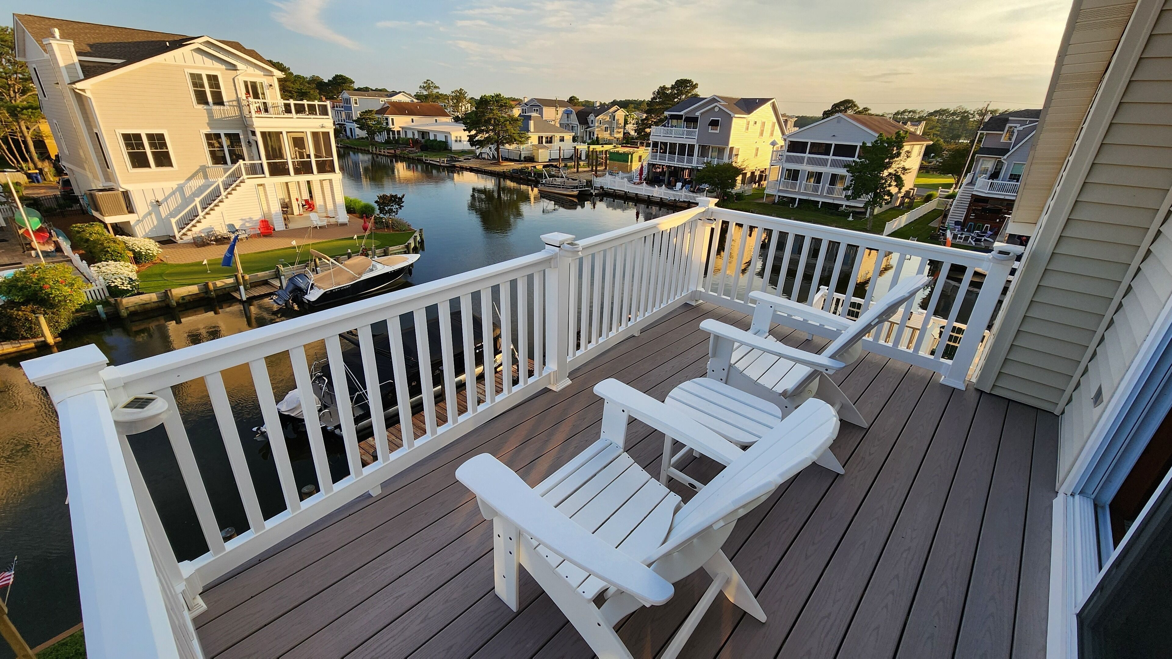 3rd floor large balcony.