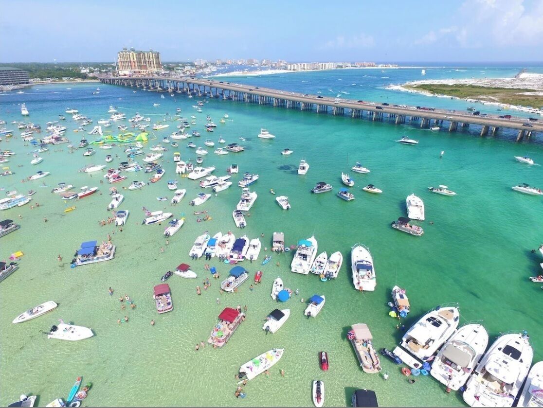 Marina/club náutico