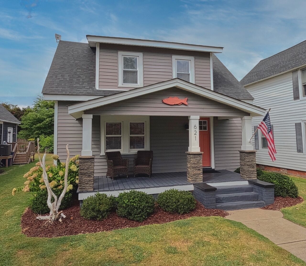 Wonderfully Updated and Renovated in the Historic District.  2-3 Night Min Stay 