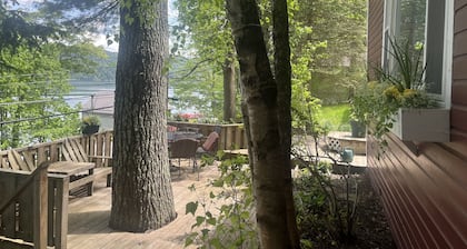 Renovated Cabin by the Lake!