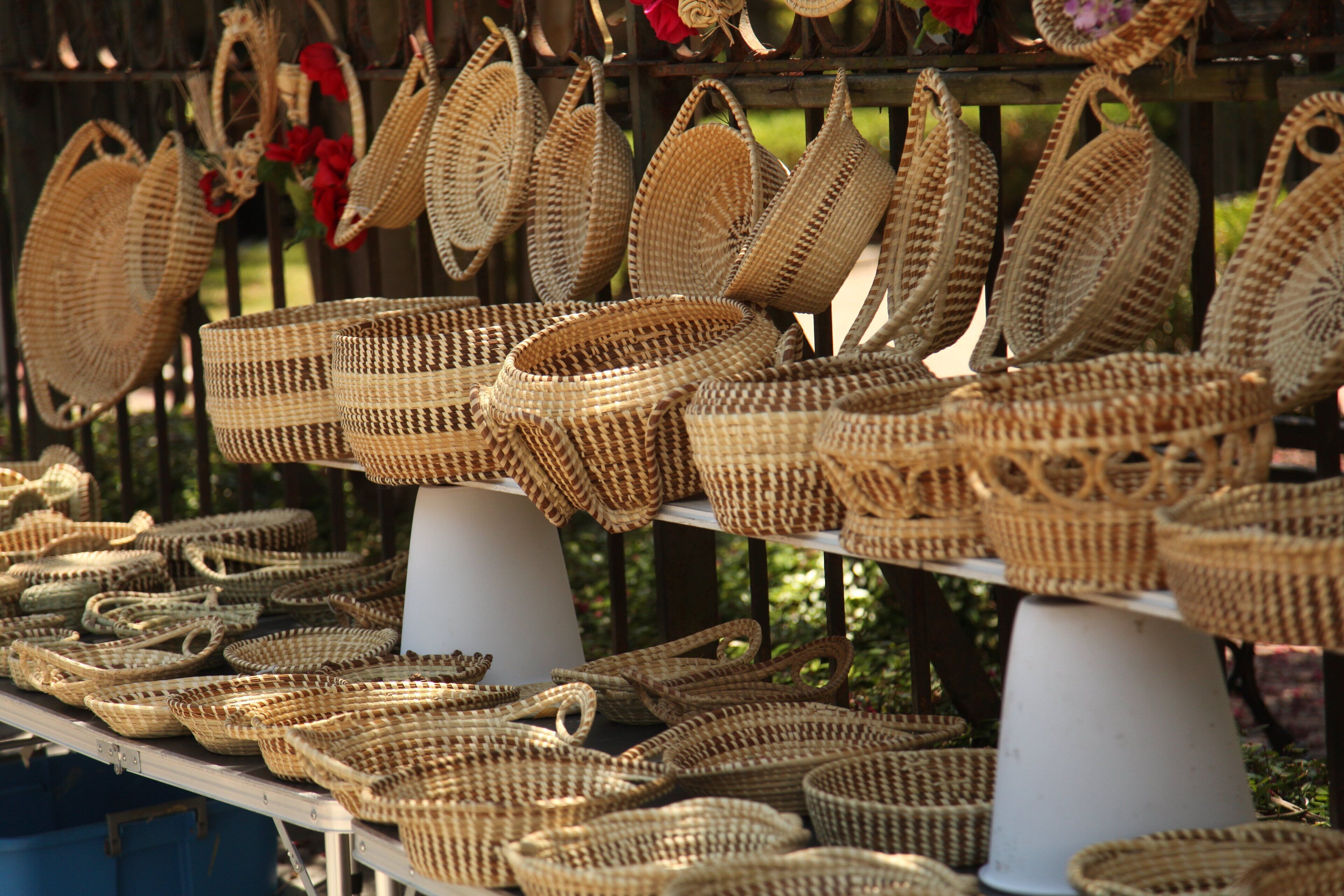 Peruse the local markets for authentic Lowcountry treasures! Find everything from intricate sweetgrass baskets to fresh produce, making for a perfect day trip.