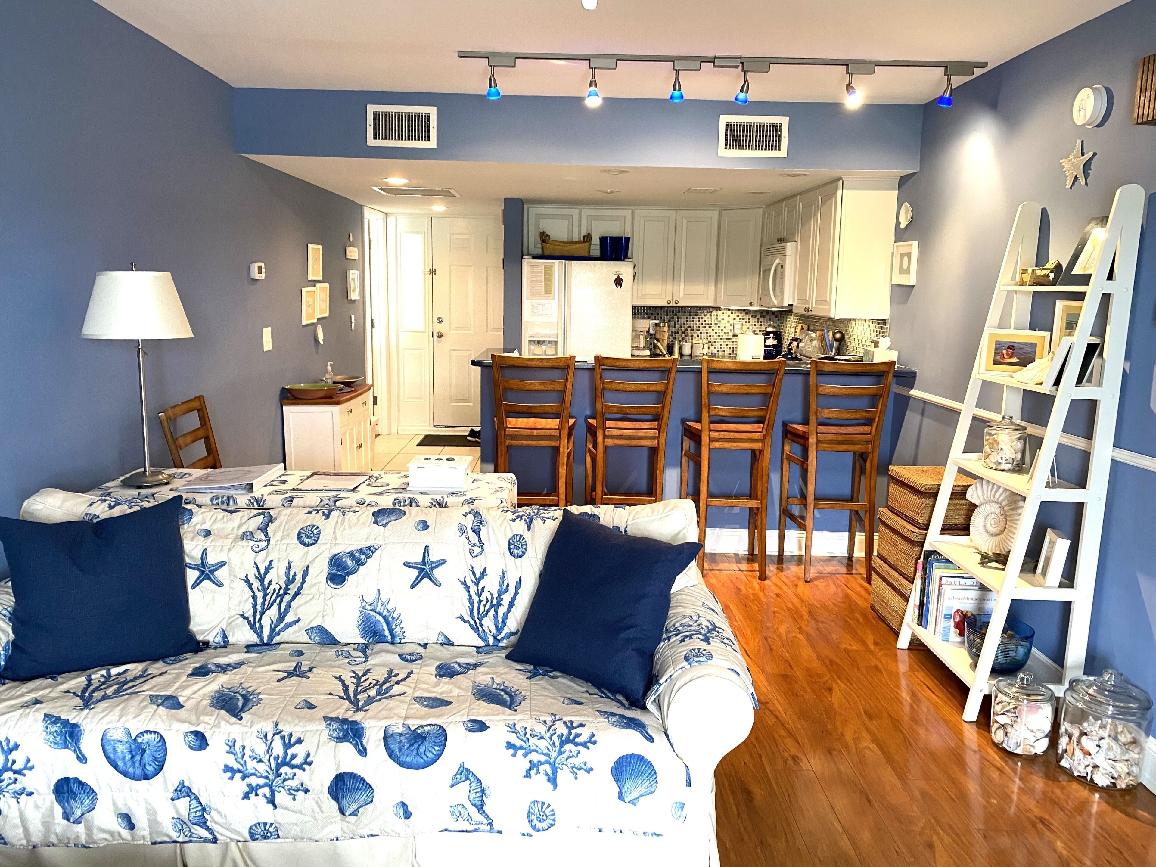 Corner Villa Golf Course Views Steps From Beach