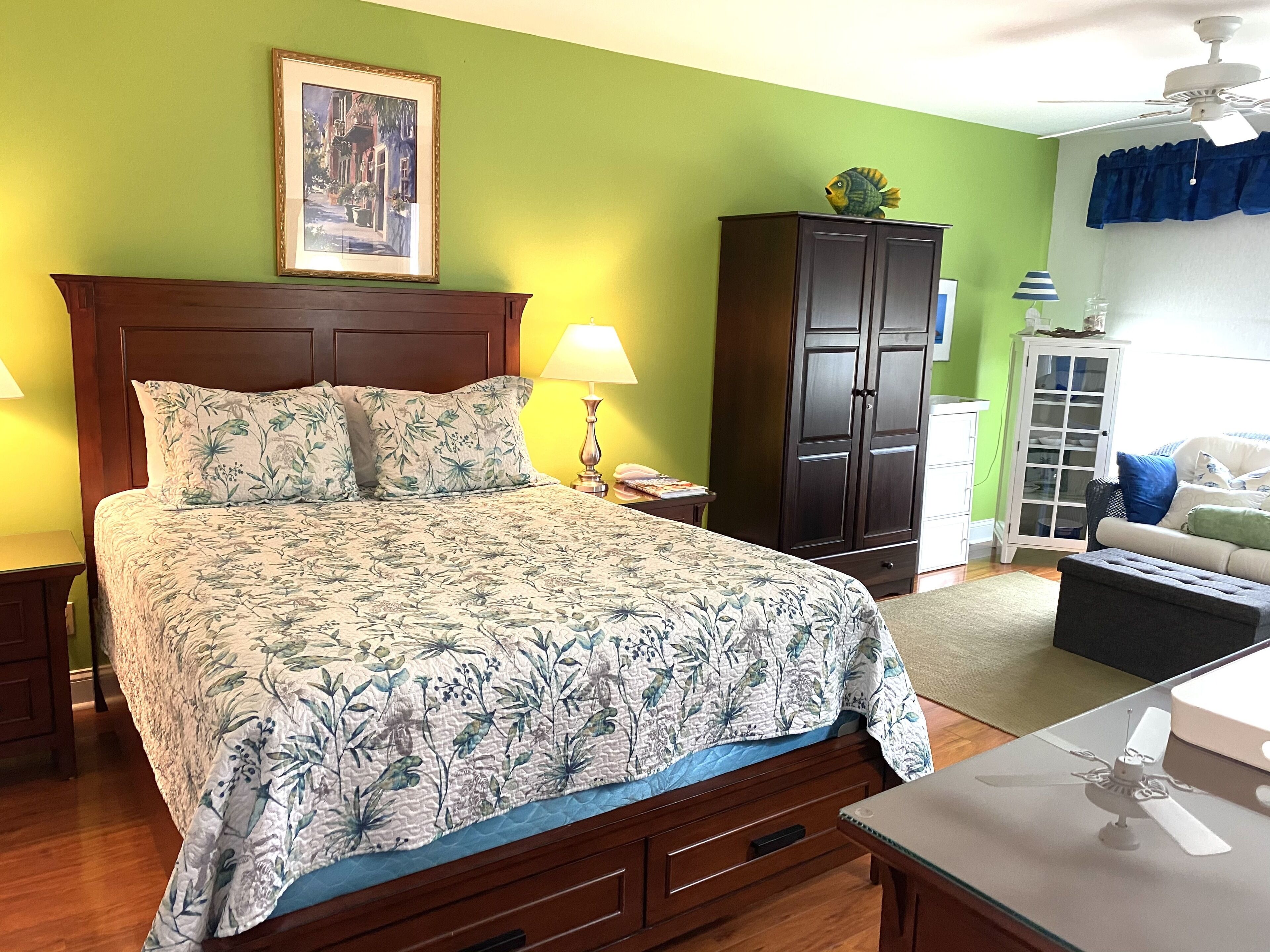 Corner Villa Golf Course Views Steps From Beach