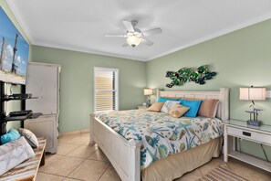 3 chambres, fer et planche à repasser, Wi-Fi gratuit, draps fournis