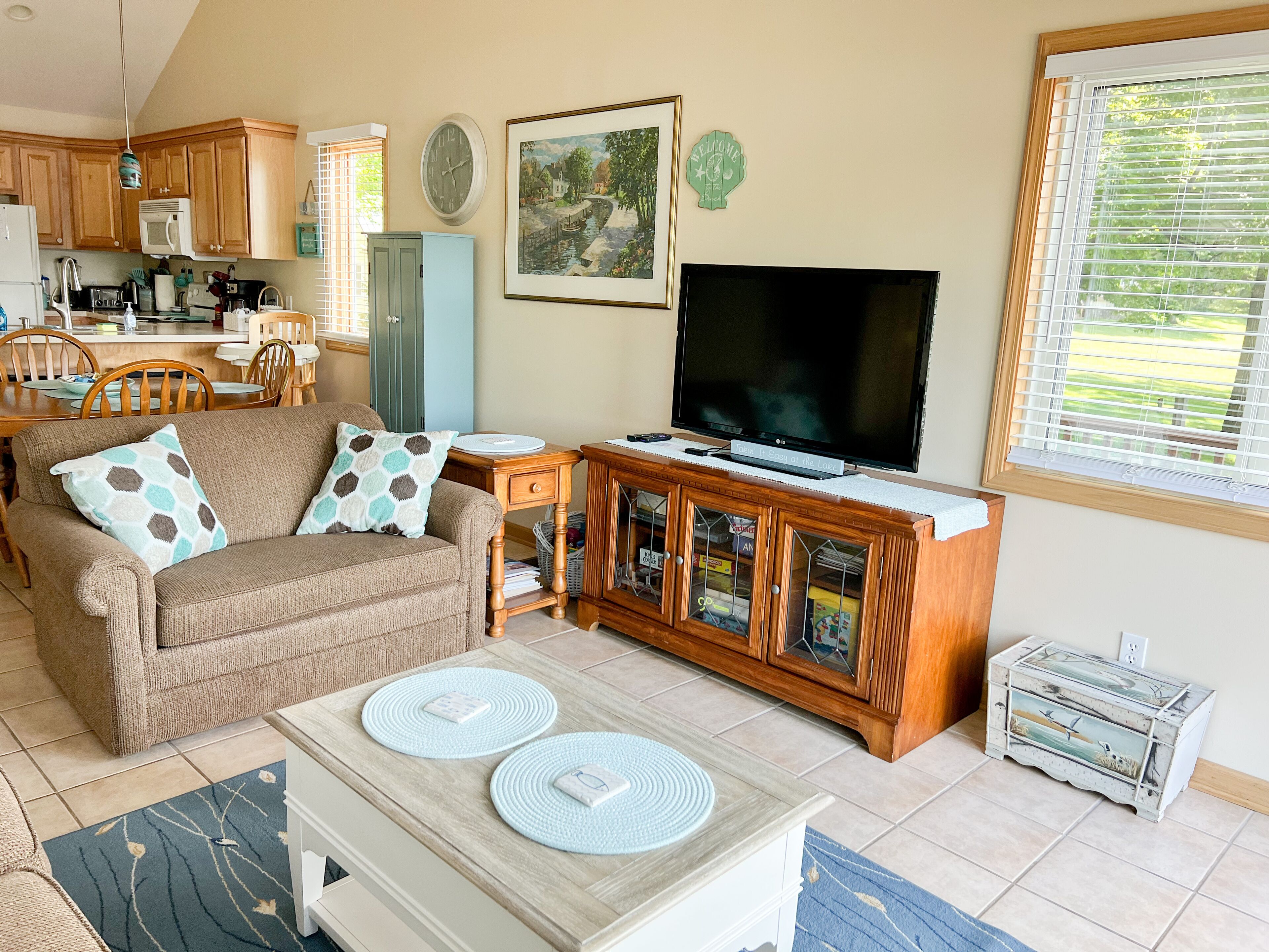 Create memories at these Silver Lake condos that will last a lifetime!