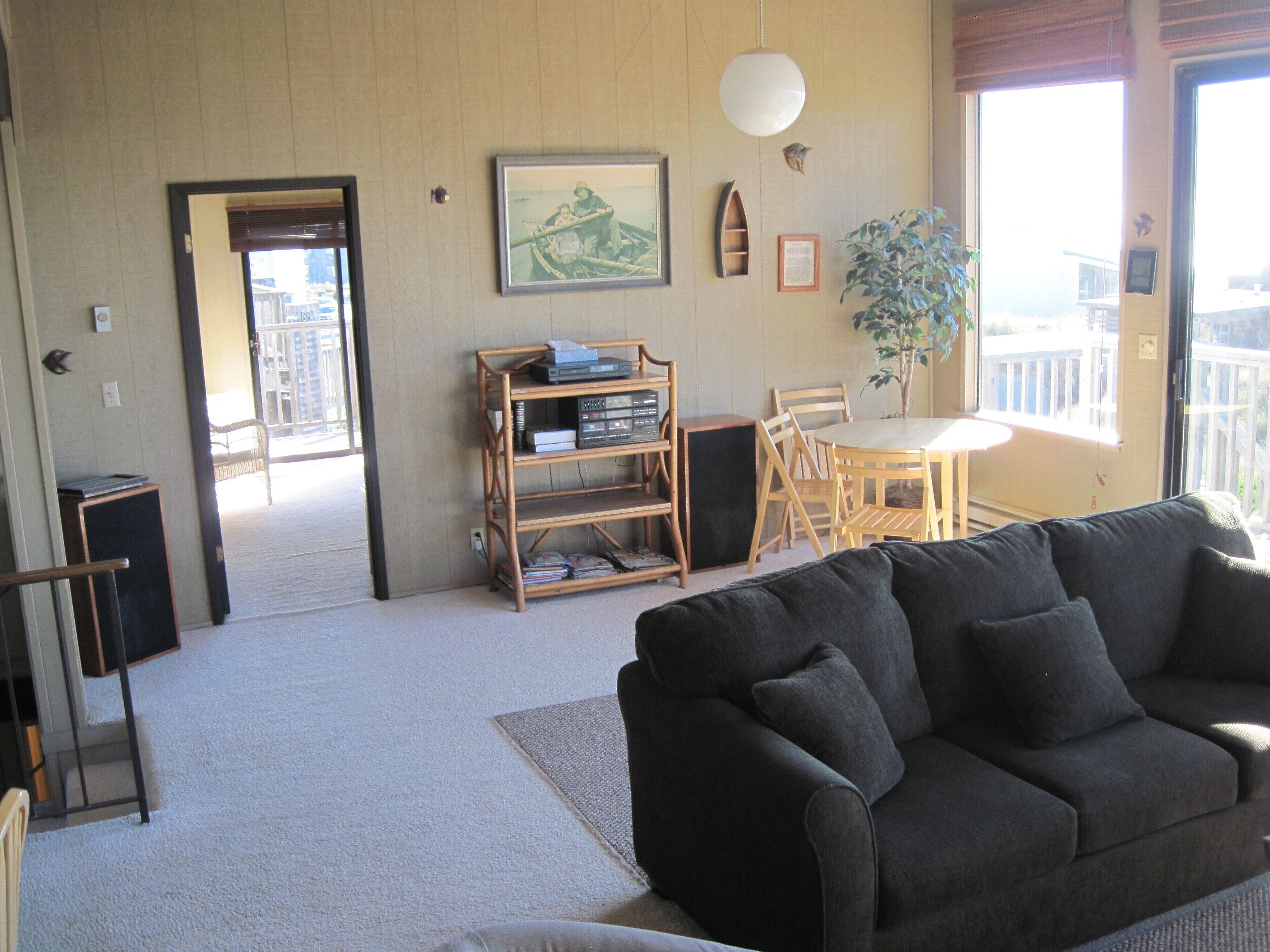 Beautiful ocean views, family friendly and just steps to the beach!