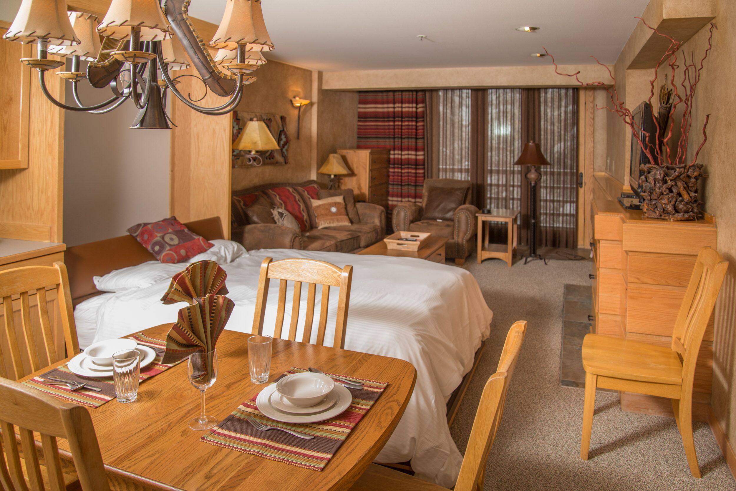 1 bedroom, in-room safe, iron/ironing board, free WiFi