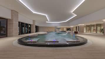 Tina de hidromasaje al aire libre