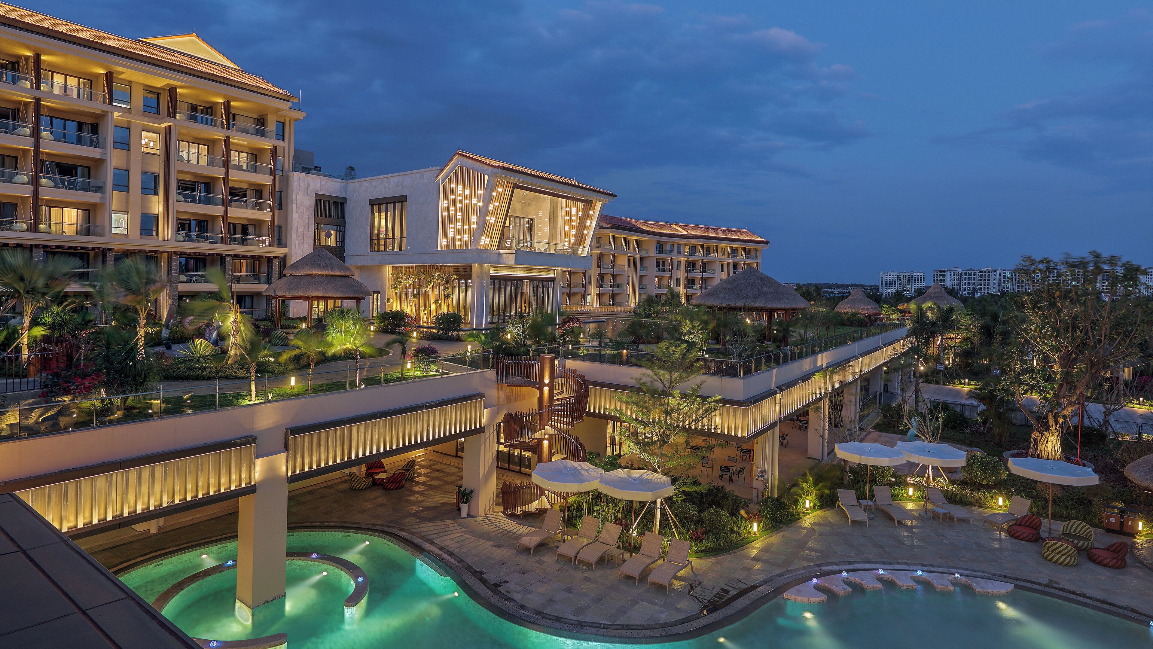 Indoor pool, outdoor pool, open 8:00 AM to 11:30 PM, pool loungers