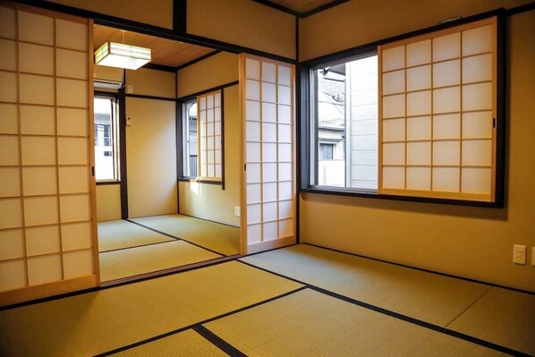 House, 4 Bedrooms, Non Smoking | 4 bedrooms, individually decorated, desk, blackout drapes