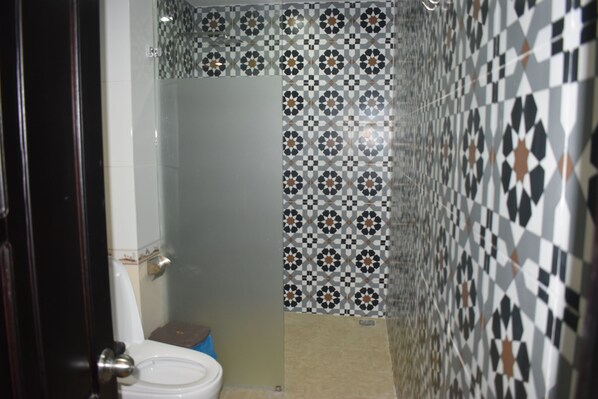 Bathroom - V.I.P's House 2 (Da Nang)