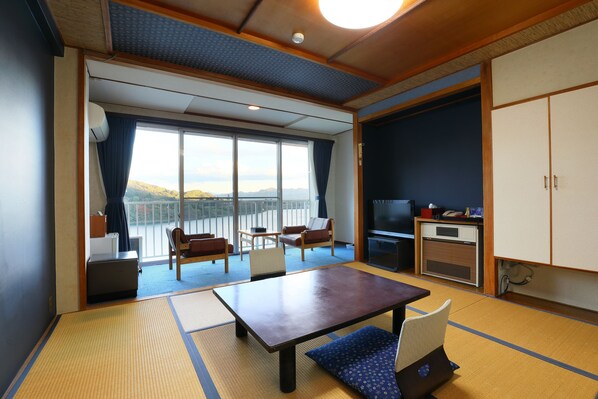 ตู้นิรภัยในห้องพัก, ผ้าปูที่นอน