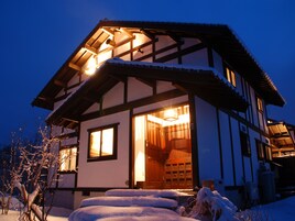 1 habitación, decoración personalizada y muebles diferentes 