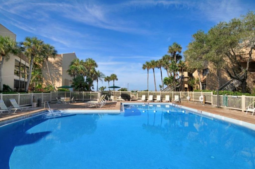 Et oppvarmet basseng