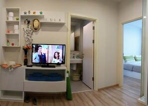 1 bedroom, in-room safe, iron/ironing board, free WiFi - 1 BR near Night Market & Shopping Malls (Tambon Ratsada)