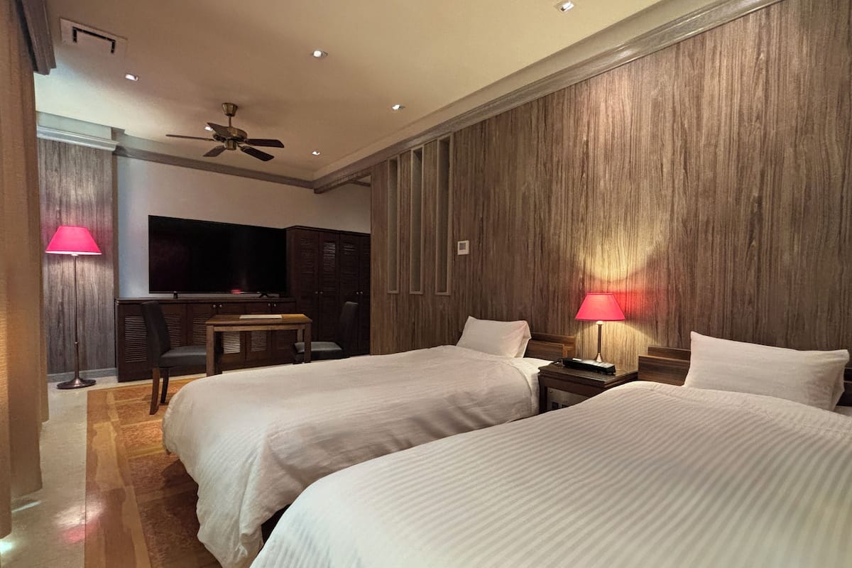 Cubrecamas, wifi gratis y ropa de cama