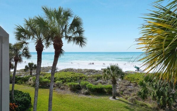 Accommodatie ligt op het strand