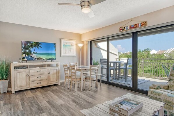 TV, lettore DVD, stampante